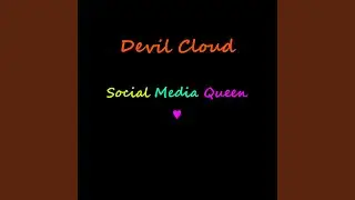 Social Media Queen (&hearts;)