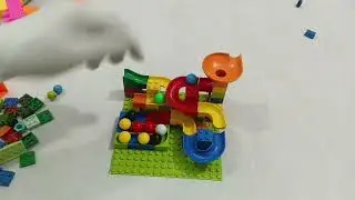 Best Marble Maze with Building Blocks | Color Ball Run Track | Toy Learning Videos for Kids!