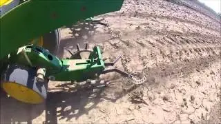 Yetter 6200 Cast Spike Closing Wheel and Drag Chain