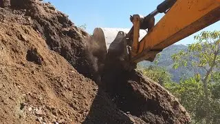 Narrow Road, Clearing Dirt | JCB Backhoe Dusty Hilly Work