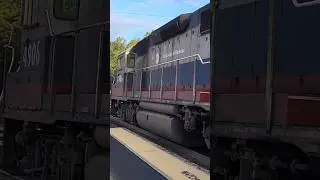 New Jersey Transit GP40 Arriving  @ Campbell Hall, NY.  #njt #gp40 #railfan #trains #railroad