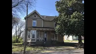 Coldwell Banker Wallace - 1020 Oak Ave
