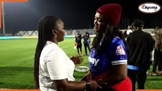 C.E.O WA SIMBA ZIBEDA APIGA KIKAO KIZITO NA KOCHA EDNA LEMA WA YANGA PRINCESS BAADA YA KUWAFUNGA.