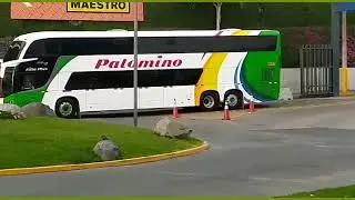 Gran terminal terrestre de Plaza Norte, buses con diferentes destinos del Perú.
