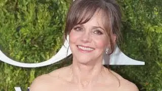 Sally Field In G-Strlng Photos Leave Little To Imagination..Take a look