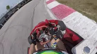 Go Karts Canc&uacute;n (on board)