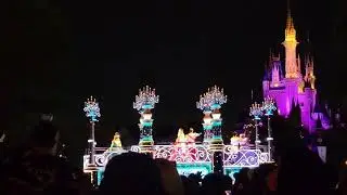 Tokyo Disney float