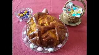 Folar doce tradicional (Traditional sweet folar)