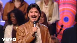 Bill & Gloria Gaither - If the Lord Wasn't Walking By My Side [Live] ft. Ivan Parker