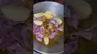 Today menu : spicy mutton curry   🍛  with a fresh Greenleaf  chutney  twist