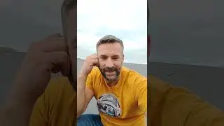 Ratito en la huerta.
