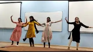 Folk dance performance 