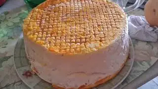 Варёный сыр, выдержанный в пальмовом масле, становится ещё вкуснее в сочетании с хорошим вином 🍷 🍷 🍷