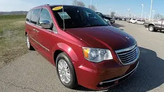 2012 Chrysler Town & Country Limited|17747A