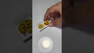 Painting 😍 Smiling Face with Heart-Eyes Emoji #ASMR #Shorts #Art