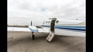 Inside and outside view of N8134Q Cessna 414 December 27 2017