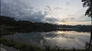 The 🌇 sunset view in the lake