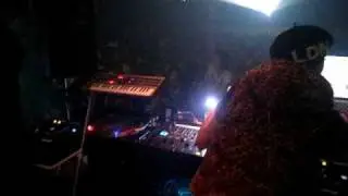 THE LOWBROWS /// Chromeo-Call me up(The Lowbrows Remix)...Emi with Violin