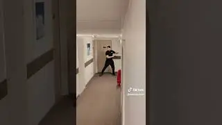 Batflunch - Partie sonnette dans un h&ocirc;tel 🤣🏨