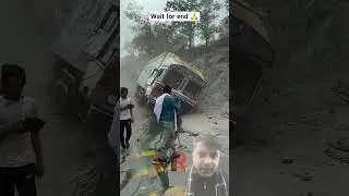 Bahut khatarnak accident bhai...🤕🥺🙏#accident#accidentnews#truckdriver#sadmoments#dangerous#explor