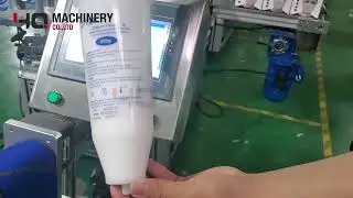 horizontal labeling equipment for irregular shaped bottle|YQ odd shaped container label applicator
