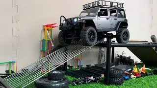 Obstacle climb test by Remote control cars, Defender vs Rubicon vs Cherokee vs Range Rover