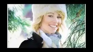 Natural light photography tips - High key portraits under a tree canopy