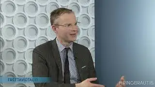 21/Bj&ouml;rn J&oacute;n Bragson um Hruni&eth; &aacute; 10 &aacute;ra t&iacute;mam&oacute;tum