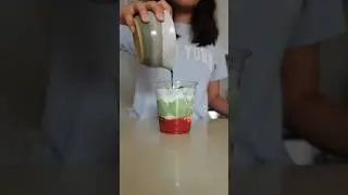 iced strawberry matcha 🍓