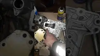 Chevrolet Cruze Масло двигателя    попадает в анифриз