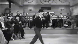 BEST FUNNY VIDEO OF CHARLIE CHAPLAIN | DANCE ON GUJRATI SONG.