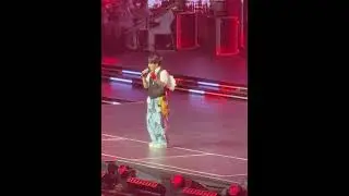 Celebrity guest MAKI singing &ldquo;Namumula&rdquo; #biniverseworldtourph