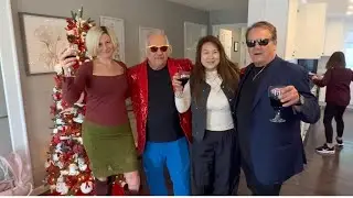 2025-A joyful Christmas family gathering 2025欢乐的圣诞节家庭聚会