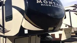 2016 Montana HC 293RK- *Tons of features*