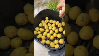 Картофельные шарики со специями, приготовленные в аэрофритюрнице, просто и быстро!