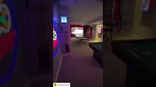 How much would you give to have a man cave like this?! #mancave #mancaveideas #gamesroom #homecinema