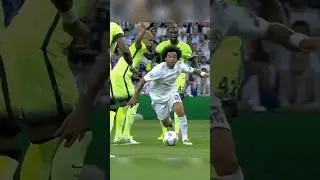 Crazy Football Skills🤪#crazyskills #footballskills #amazingskills #skill
