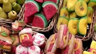 جولة قصيرة في سوق بوكيريا في برشلونة mercado la boqueria