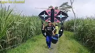 layangan versi bulan