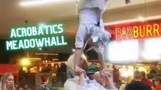Acrobatics Performance at The Oasis & Apple Store / Christmas in Meadowhall Sheffield