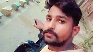 लखनऊ @JBR के पास खड़े@🙏🥀🥰@somnath_kahar🙏🥀🥀🥰🙏👌🥀