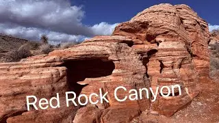 Red Rock Canyon | This red canyon in the desert is absolutely stunning!