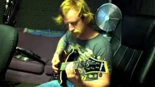 Studio Video - Guitars