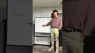Учителя выбирают, кого вызвать на заседание совета.