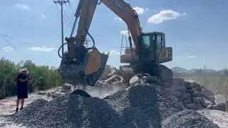 #bucket #automobile #crushingtime #excavator #hitachi #attachments #bulldozer #machine