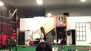 PR : 330 lb Log C&P