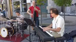 maxzilch384 Attila Fais Trio - Jazz at Village of Yorkville park 4K 2160p