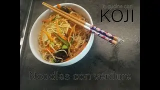 Noodles saltati con verdure