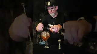 FIGGY  #cocktail #drink #bartender #shortsviral #recipe #mixology #drinkrecipes