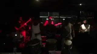 Leviano Bar - 2017.05.02 - Pense e Dance (part. esp. Bloco AfroReggae)